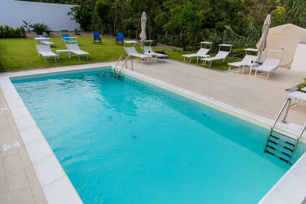 Veda Elegant Rooms Fiumefreddo di Sicilia Exteriör bild