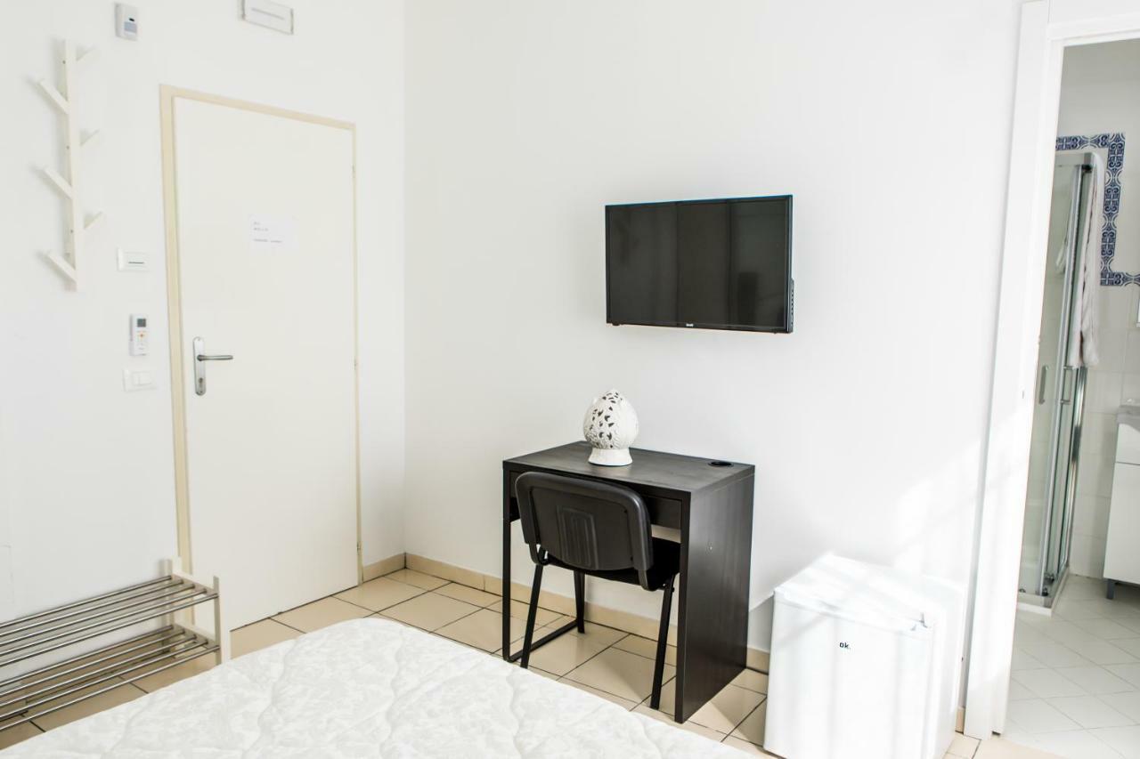 Veda Elegant Rooms Fiumefreddo di Sicilia Exteriör bild